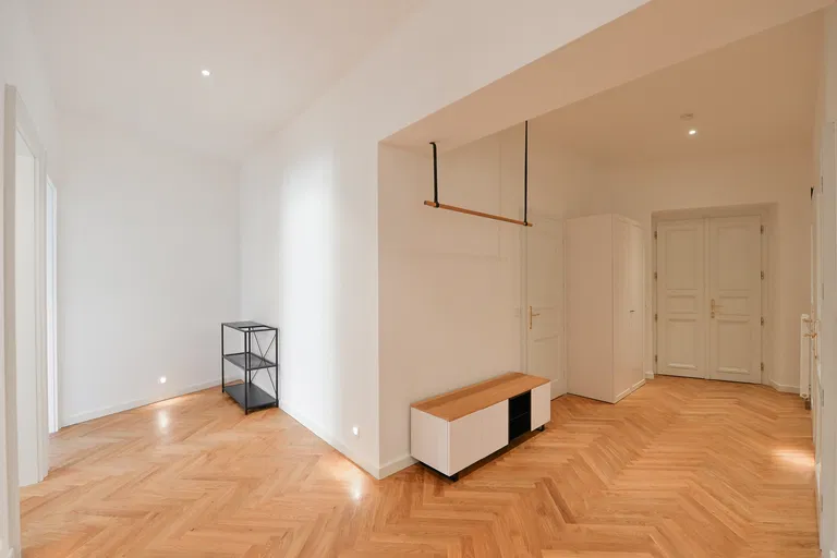 U Rajské zahrady, Žižkov - Praha 3 | Prenájom, Byt, 3-izbový, 117 m²