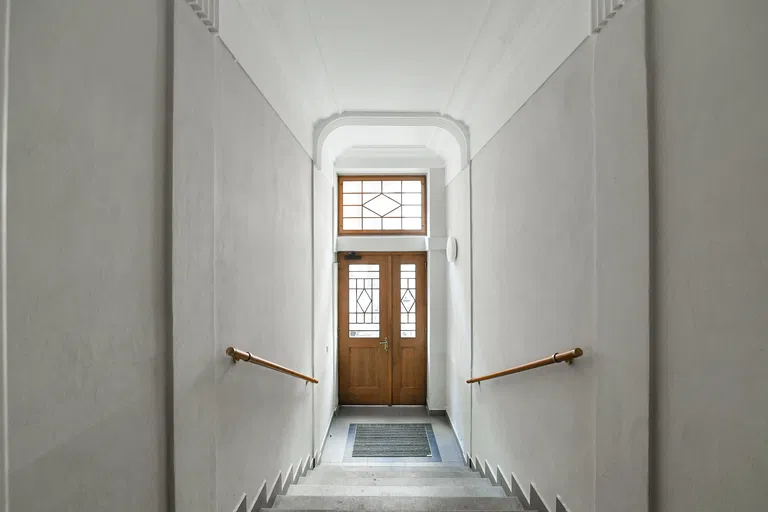 Eliášova, Bubeneč - Praha 6 | Prenájom, Byt, 3-izbový, 135 m²