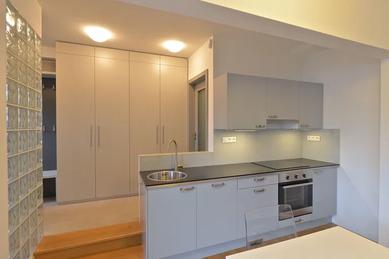 Vostrovská, Dejvice - Praha 6 | Prenájom, Byt, 2-izbový, 48 m²