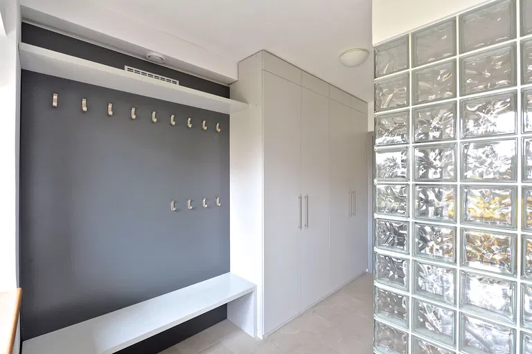 Vostrovská, Dejvice - Praha 6 | Prenájom, Byt, 2-izbový, 48 m²