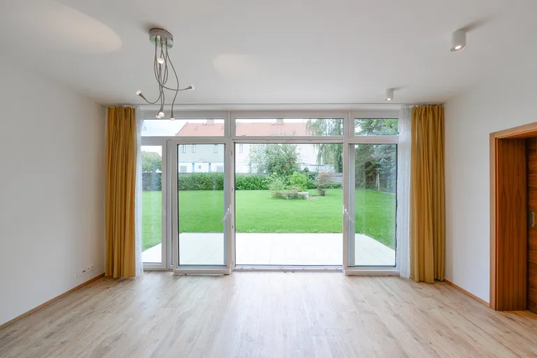 Pod Starou školou, Nebušice - Praha 6 | Prenájom, Rodinný dom, 6-izbový, 232 m²