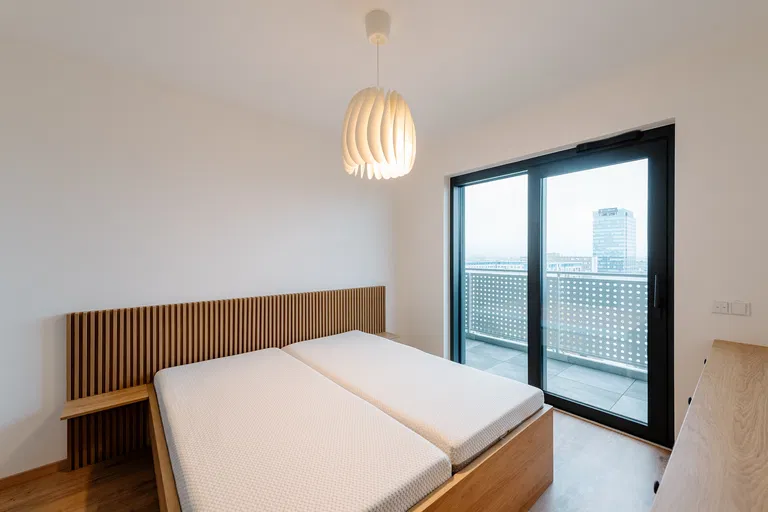 Bajkalská, Nové Mesto - Bratislava III | Prenájom, Byt, 2-izbový, 76 m²