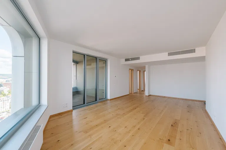 Továrenská, Staré Mesto - Bratislava I | Sale, Apartment, Three-bedroom (4+1), 127 m²