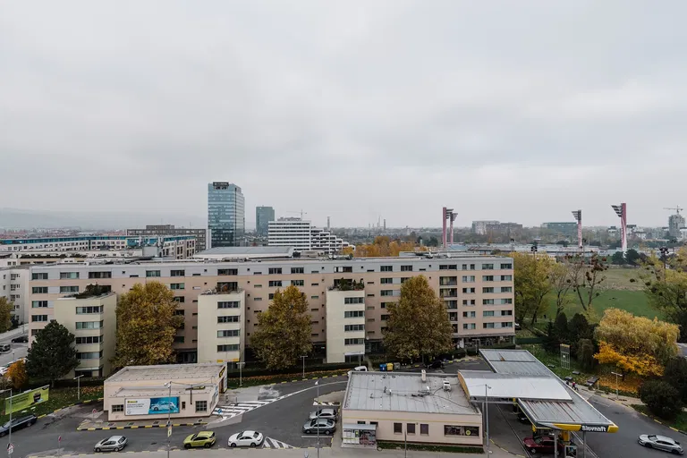 Bajkalská, Nové Mesto - Bratislava III | Prenájom, Byt, 2-izbový, 76 m²