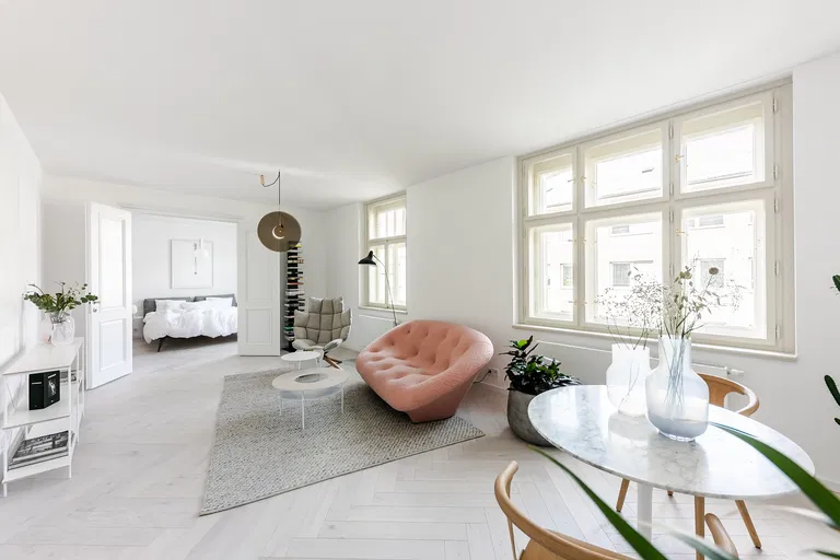 Mánesova, Vinohrady - Prague 2 | Sale, Apartment, One-bedroom (2+kk), 66 m²