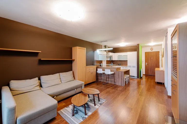Bajkalská, Nové Mesto - Bratislava III | Prenájom, Byt, 2-izbový, 62 m²