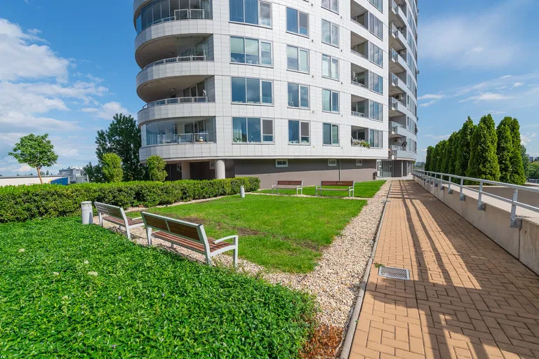 Bajkalská, Nové Mesto - Bratislava III | Prenájom, Byt, 2-izbový, 62 m²