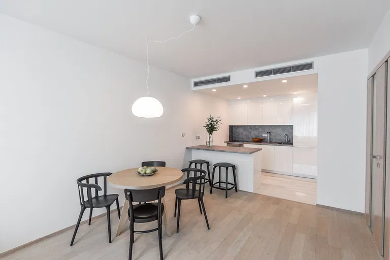 Rubešova, Vinohrady - Praha 2 | Prenájom, Byt, 2-izbový, 67 m²