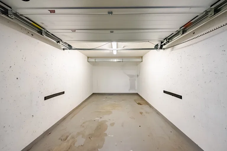 Mezilehlá, Hrdlořezy - Praha 9 | Predaj, Byt, 4-izbový, 155 m²