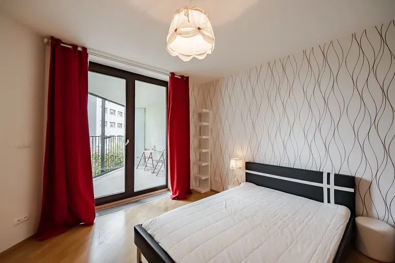 Pitterova, Žižkov - Prague 3 | Sale, Apartment, Two-bedroom (3+kk), 152 m²
