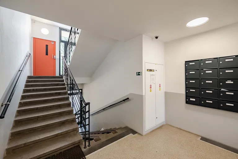 Jankovcova, Holešovice - Prague 7 | Sale, Apartment, One-bedroom (2+kk), 74 m²