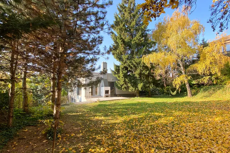 Krčméryho, Staré Mesto - Bratislava I | Prenájom, Rodinný dom, 6-izbový, 614 m²