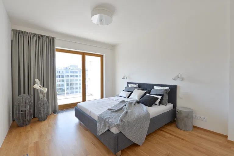 Za Karlínským přístavem, Karlín - Praha 8 | Prenájom, Byt, 3-izbový, 98 m²