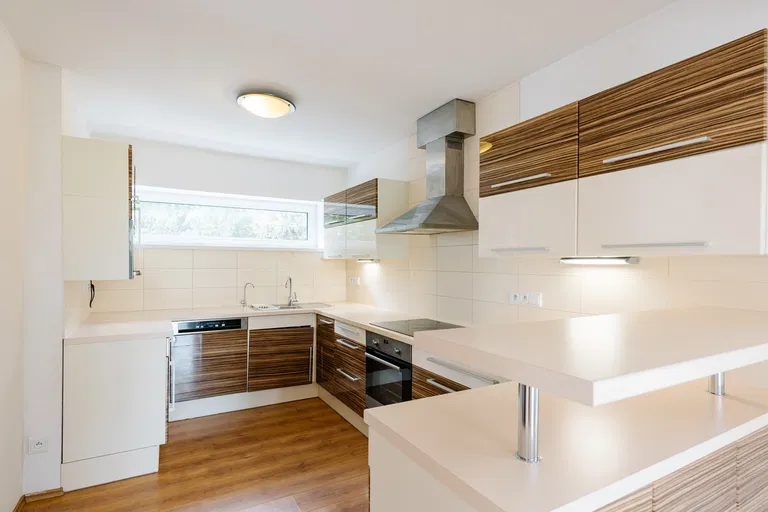 Krčméryho, Staré Mesto - Bratislava I | Prenájom, Rodinný dom, 6-izbový, 614 m²