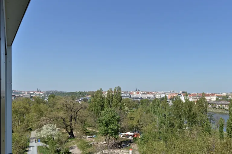Za Karlínským přístavem, Karlín - Praha 8 | Prenájom, Byt, 3-izbový, 98 m²