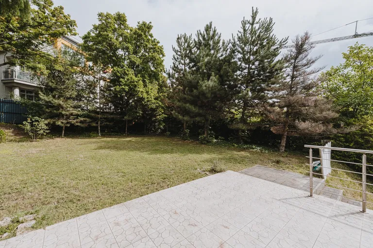 Krčméryho, Staré Mesto - Bratislava I | Prenájom, Rodinný dom, 6-izbový, 614 m²