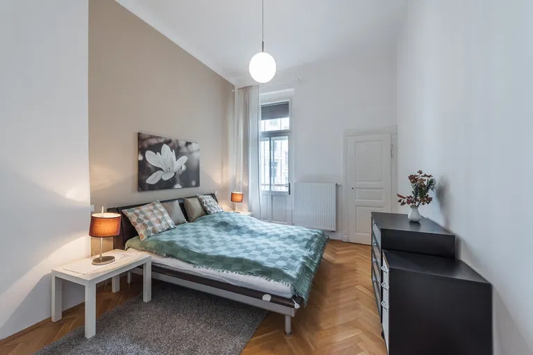 Mánesova, Vinohrady - Praha 2 | Prenájom, Byt, 3-izbový, 108 m²