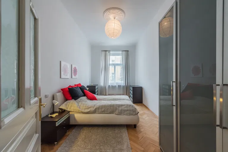 Mánesova, Vinohrady - Praha 2 | Prenájom, Byt, 3-izbový, 108 m²