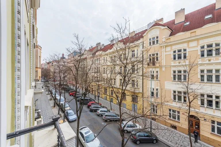 Mánesova, Vinohrady - Praha 2 | Prenájom, Byt, 3-izbový, 108 m²