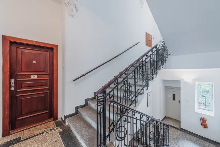 Mánesova, Vinohrady - Praha 2 | Prenájom, Byt, 3-izbový, 108 m²