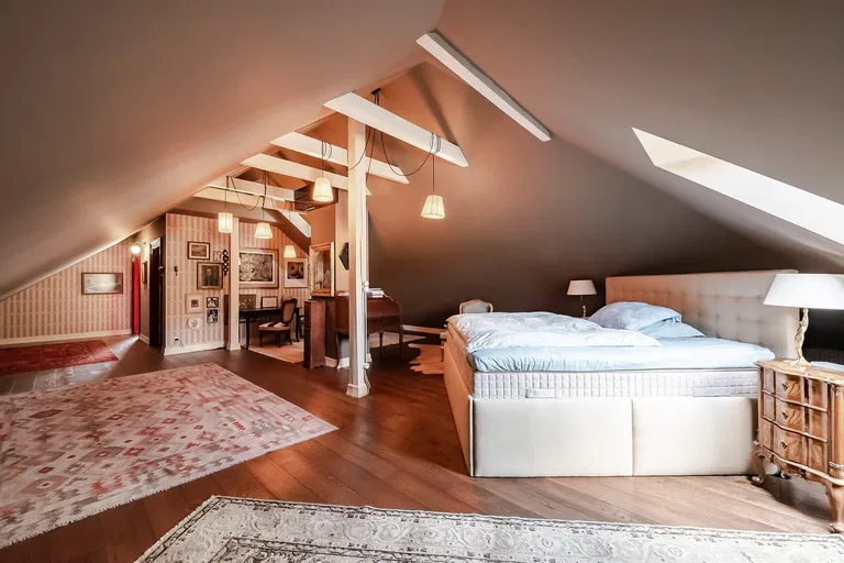 Pod Meliškou, Dejvice - Prague 6 | Sale, House, Four-bedroom (5+1), 699 m²