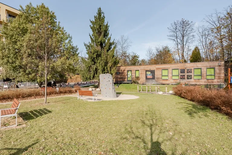 Pod Harfou, Vysočany - Praha 9 | Predaj, Byt, 1-izbový, 56 m²