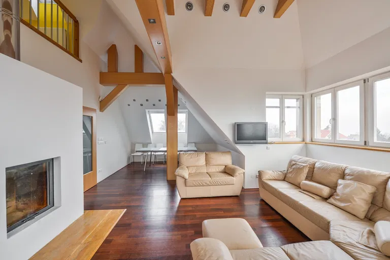 Farní, Střešovice - Praha 6 | Prenájom, Byt, 5-izbový, 178 m²
