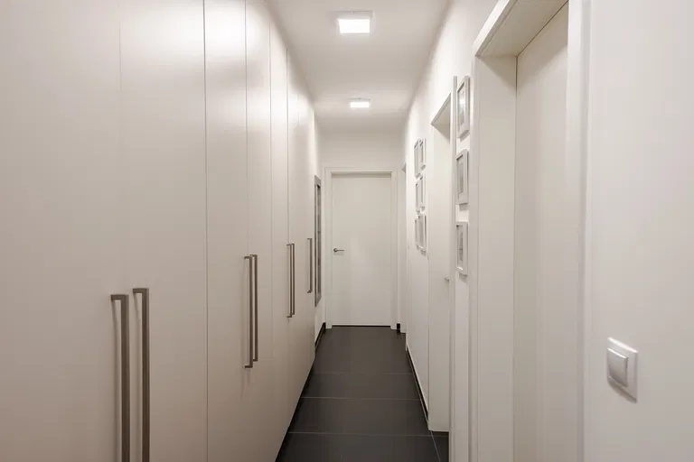 Mrštíkova, Strašnice - Prague 10 | Sale, Apartment, Three-bedroom (4+kk), 99 m²