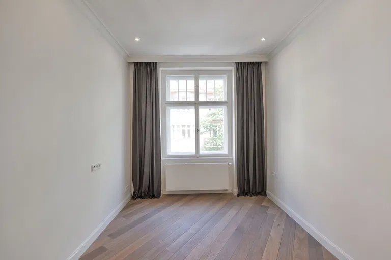 náměstí Jiřího z Poděbrad, Vinohrady - Praha 3 | Prenájom, Byt, 2-izbový, 54 m²