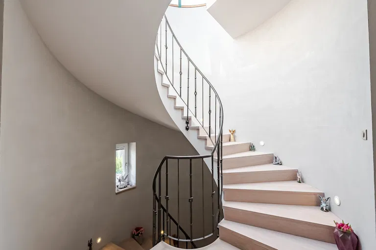 Pod Penzionátem, Dobřichovice - Praha-západ | Sale, House, Six-bedroom (7+kk), 557 m²