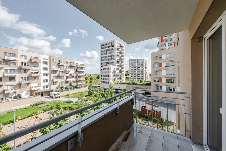 Mantovská, Horní Měcholupy - Prague 10 | Sale, Apartment, Studio (1+kk), 35 m²