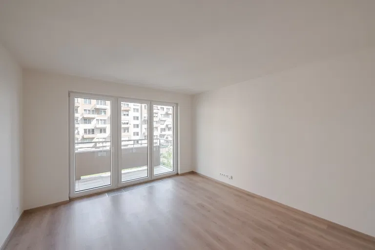 Mantovská, Horní Měcholupy - Prague 10 | Sale, Apartment, Studio (1+kk), 35 m²