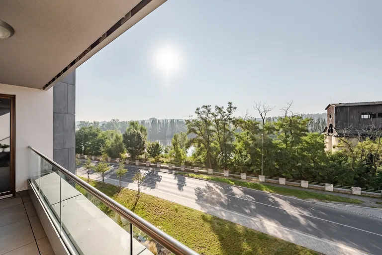 V Háji, Holešovice - Prague 7 | Sale, Apartment, Three-bedroom (4+kk), 122 m²