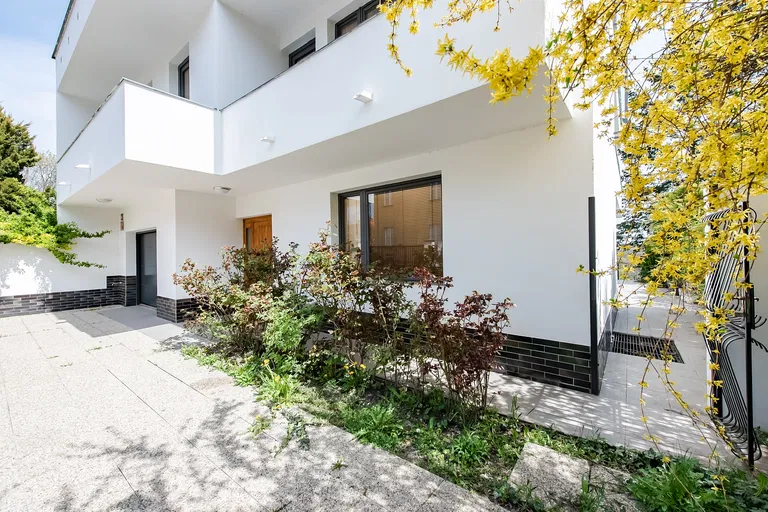 Nad Turbovou, Košíře - Prague 5 | Sale, House, Five-bedroom (6+1), 380 m²
