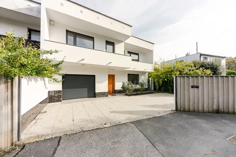Nad Turbovou, Košíře - Prague 5 | Sale, House, Five-bedroom (6+1), 380 m²