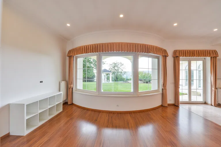 Jasná I, Braník - Praha 4 | Prenájom, Byt, 5-izbový, 260 m²