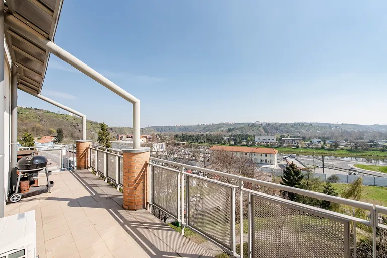 Paťanka, Dejvice - Prague 6 | Sale, Apartment, Two-bedroom (3+kk), 90 m²