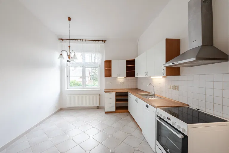 Máchova - Ústí nad Labem | Sale, House, Ten-bedroom (11+1), 335 m²