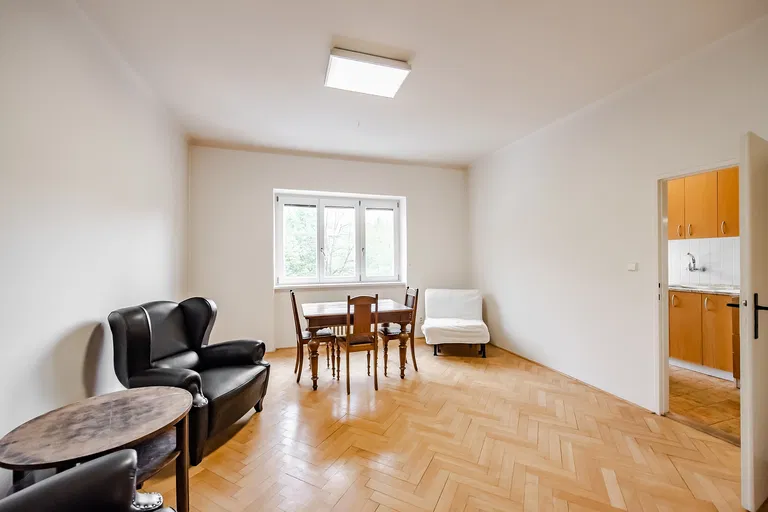 Náměstí 14. října, Smíchov - Praha 5 | Predaj, Byt, 2-izbový, 72 m²