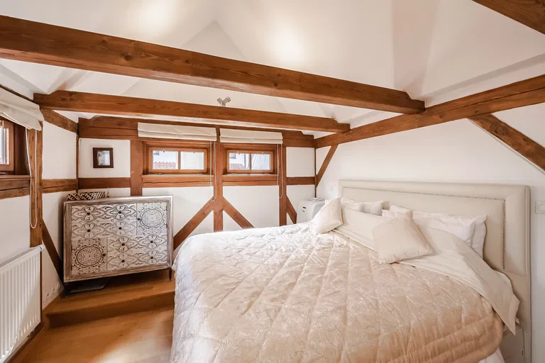 Všehrdova, Malá Strana - Praha 1 | Predaj, Byt, 3-izbový, 80 m²