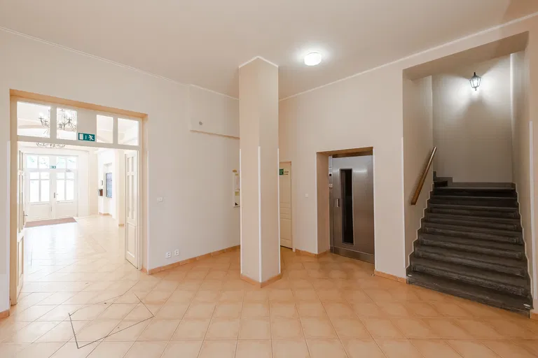 Jana Masaryka, Vinohrady - Prague 2 | Sale, Apartment, One-bedroom (2+kk), 76 m²