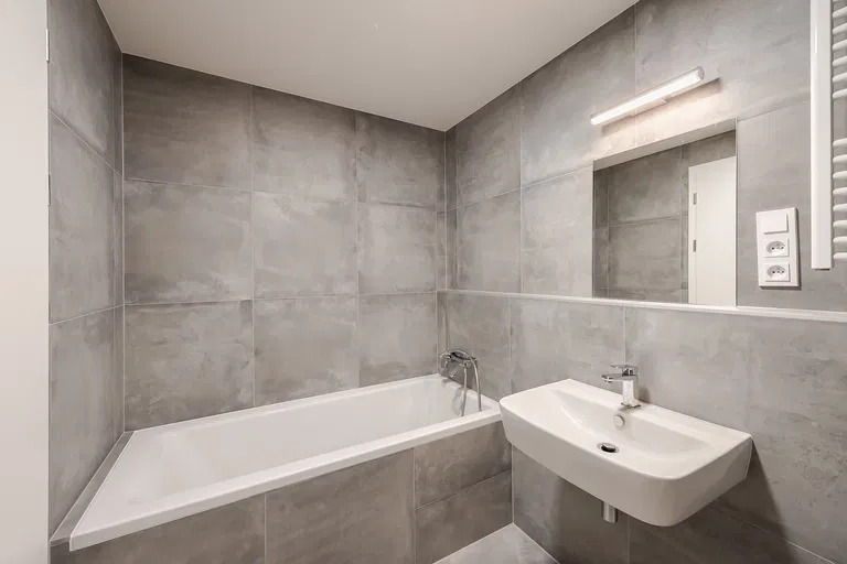Mezi Vodami, Modřany - Praha 4 | Predaj, Byt, 2-izbový, 81 m²