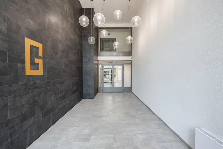 Mezi Vodami, Modřany - Praha 4 | Predaj, Byt, 2-izbový, 81 m²