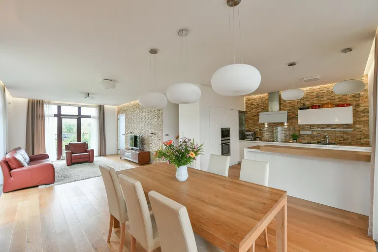 Jenská, Benice - Praha 10 | Predaj, Rodinný dom, 5-izbový, 252 m²
