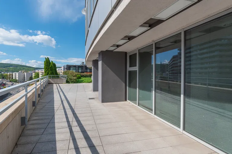 Bajkalská, Nové Mesto - Bratislava III | Prenájom, Byt, 1-izbový, 40 m²
