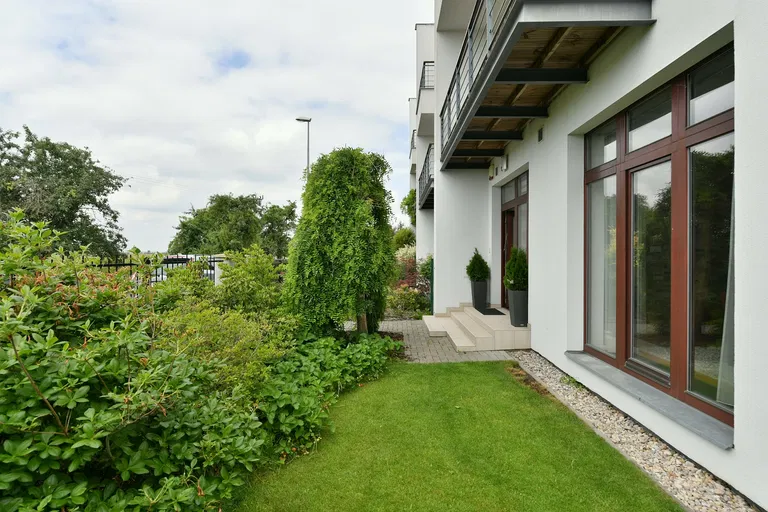 Jenská, Benice - Praha 10 | Predaj, Rodinný dom, 5-izbový, 252 m²