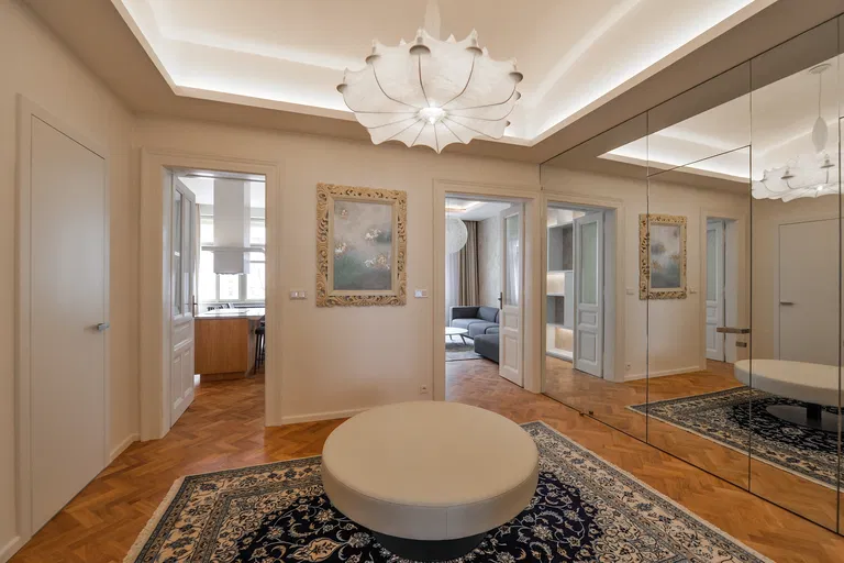 Mánesova, Vinohrady - Praha 2 | Prenájom, Byt, 3-izbový, 117 m²