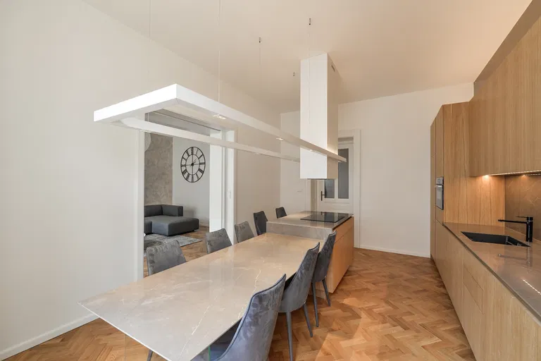 Mánesova, Vinohrady - Praha 2 | Prenájom, Byt, 3-izbový, 117 m²