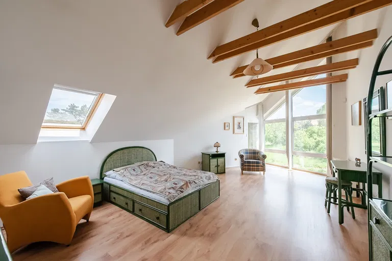 Nad Školkou, Vrané nad Vltavou - Praha-západ | Predaj, Rodinný dom, 4-izbový, 354 m²