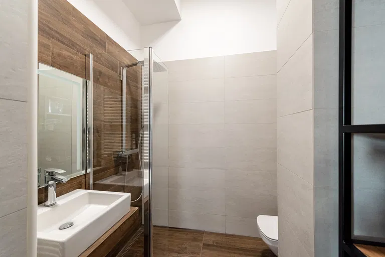 Budovateľská, Ružinov - Bratislava II | Prenájom, Byt, 3-izbový, 132 m²